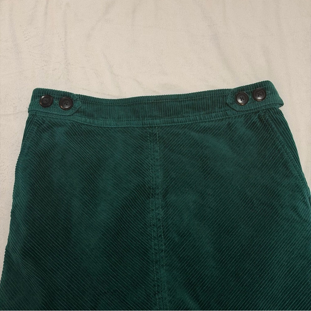 LOFT Forest Green Corduroy Mini Skirt Sz 4 Button Detail Lined Cotttagecore - Picture 4 of 8